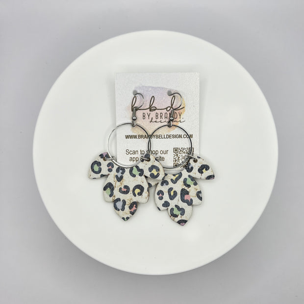 IVY - Leather Earrings  ||  <BR>  PASTEL LEOPARD (CORK ON LEATHER)