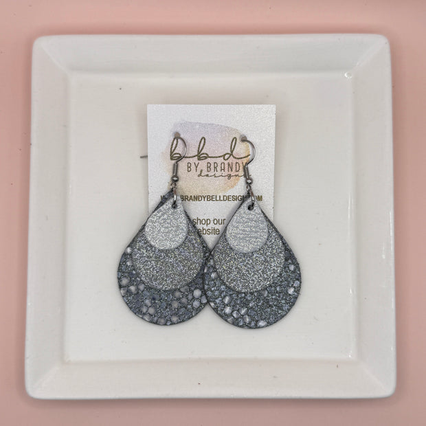 LINDSEY -  Leather Earrings  ||  <BR> SHIMMER SILVER, <BR> SHIMMER GRAY, <BR> GRAY STINGRAY