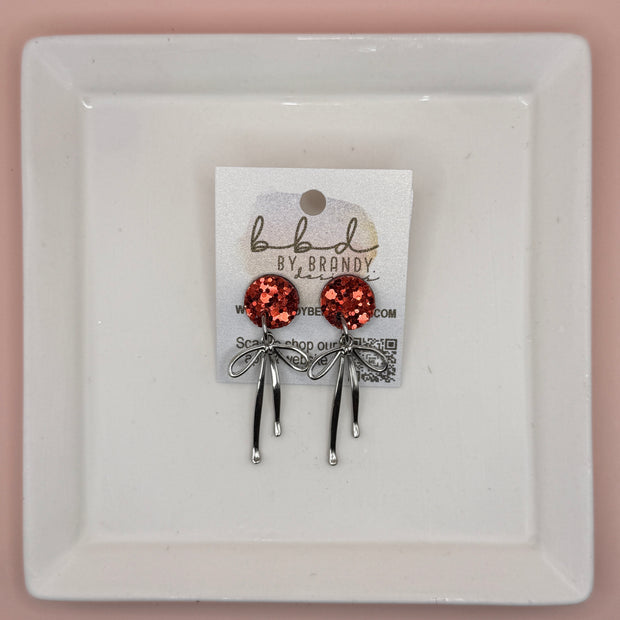 GLITTER STUD WITH RIBBON ||  RED GLITTER (SILVER)