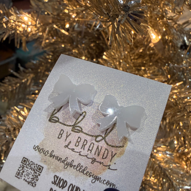 ACRYLIC EARRINGS by Brandy. Designs || BOW STUDS (WHITE)