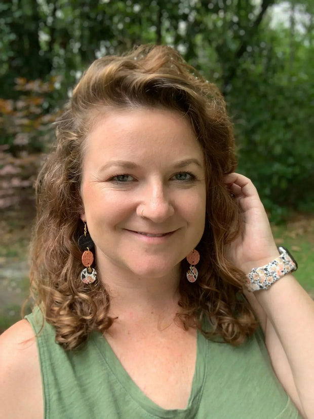DAISY -  Leather Earrings  ||   <BR> LINEN BRAID, <BR> SHIMMER ROSE GOLD, <BR> GOLD GLITTER (FAUX LEATHER)