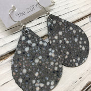 ZOEY (3 sizes available!) - Leather Earrings  ||  GRAY WITH WHITE STINGRAY