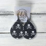 ZOEY (3 sizes available!) -  Leather Earrings  ||  MINI SKULL & CROSSBONES