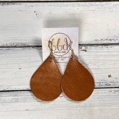 ZOEY (3 sizes available!) -  Leather Earrings  ||  PEARLIZED TOPAZ