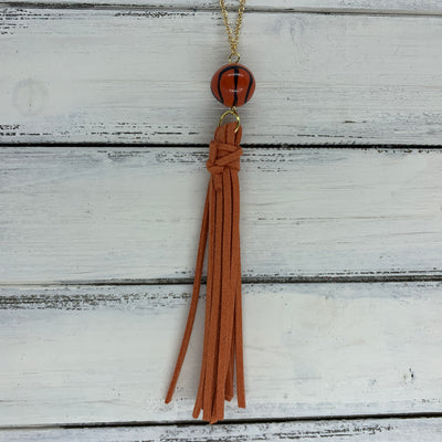 TASSEL NECKLACE - TIFFANIE      ||  RUST TASSEL WITH BASKETBALL DECORATIVE BEAD