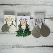 DANGLE CHRISTMAS TREE -  Leather Earrings  ||   <BR> GOLD GLITTER STAR, <BR> GREEN GLITTER (FAUX LEATHER)