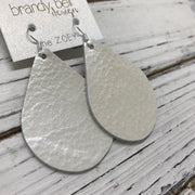 ZOEY (3 sizes available!) -  Leather Earrings  ||  PEARL