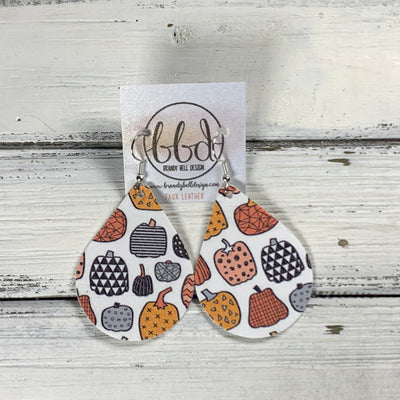 ZOEY (3 sizes available!) -  Leather Earrings  ||  PATTERNED PUMPKINS (FAUX LEATHER)