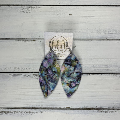 MAISY - Leather Earrings  ||  <BR>  ABALONE