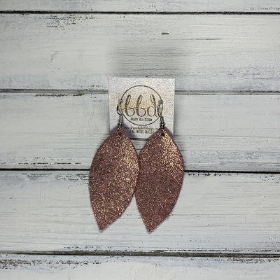 MAISY - Leather Earrings  ||  <BR> SHIMMER VINTAGE PINK