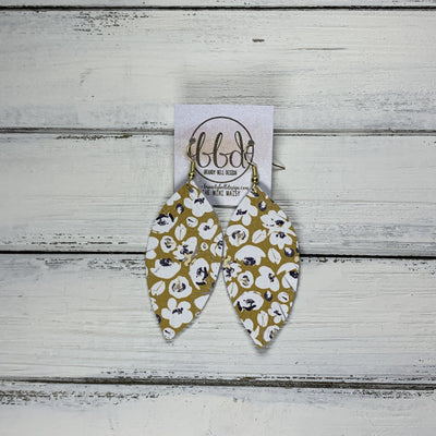 MAISY - Leather Earrings  ||  <BR> WHITE FLORAL ON MUSTARD