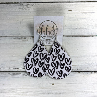 ZOEY (3 sizes available!) -  Leather Earrings  ||   BLACK OUTLINE HEARTS ON WHITE (FAUX LEATHER)