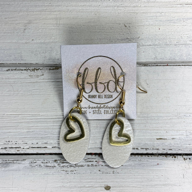 TINY HEART COLLECTION ||  <br> METAL TINY HEART, PEARLIZED WHITE
