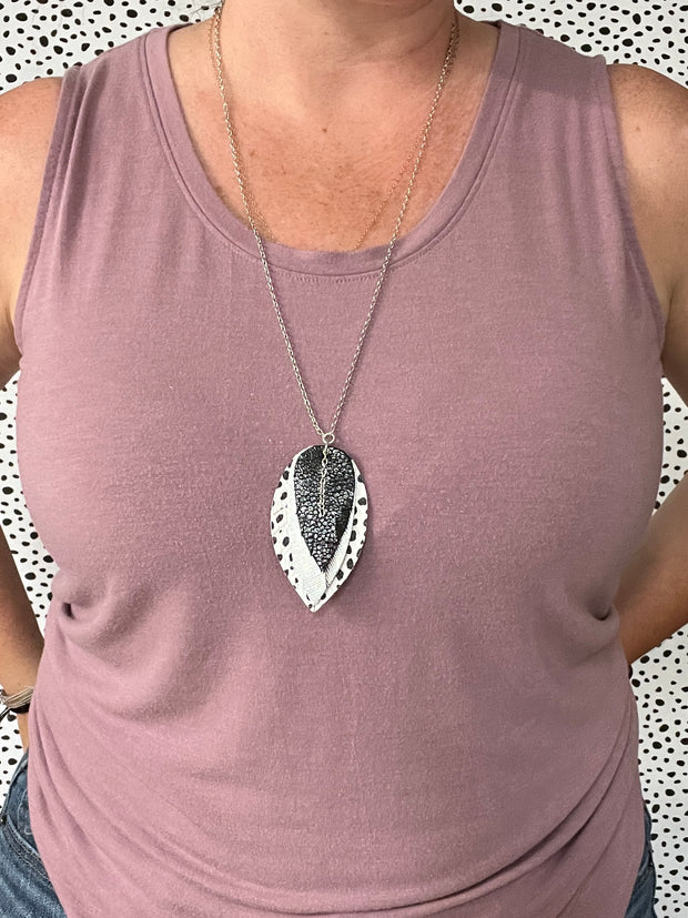 HAZEL - Leather Necklace  ||  <BR> SHIMMER GOLD, <BR> MATTE CORAL/PINK, <BR>SALMON PALMS