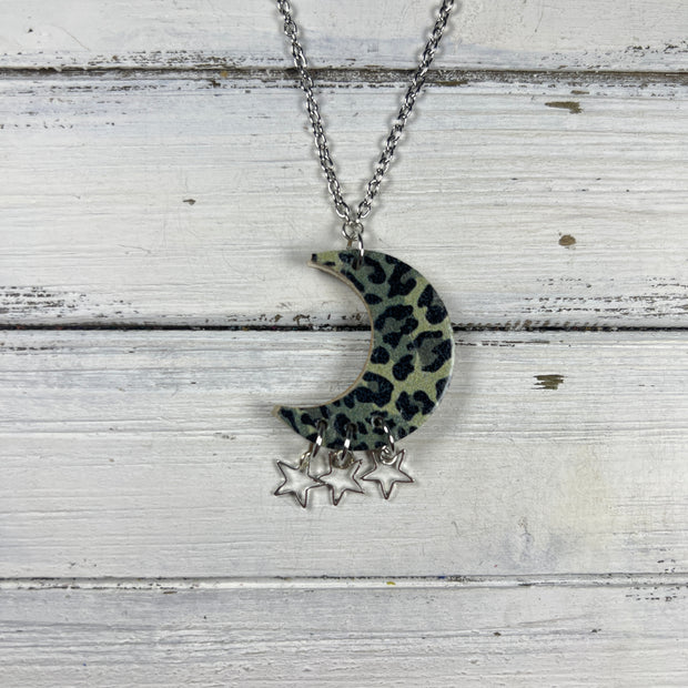 MOON (WITH OR WITHOUT) STAR DANGLES -  Leather Cork NECKLACE  ||   <BR> GREEN & BLACK LEOPARD (THICK CORK ON LEATHER) <BR> * AVAILABLE IN 2 SIZES