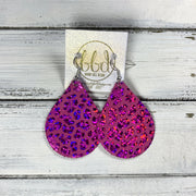 ZOEY (3 sizes available!) -  Leather Earrings  ||   BRIGHT PINK LEOPARD ANIMAL PRINT