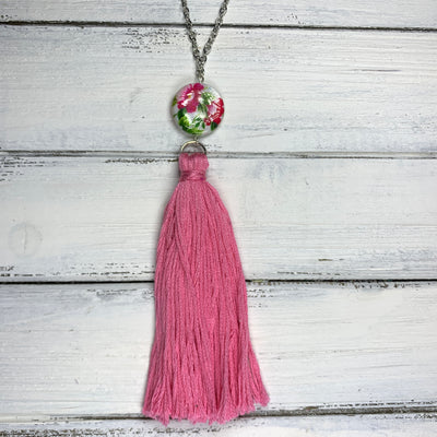 TASSEL NECKLACE - CAROLINA    ||   PINK TASSEL WITH DECORATIVE BEAD