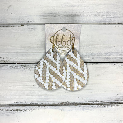 ZOEY (3 sizes available!) - Leather Earrings || GOLD & WHITE CHEVRON